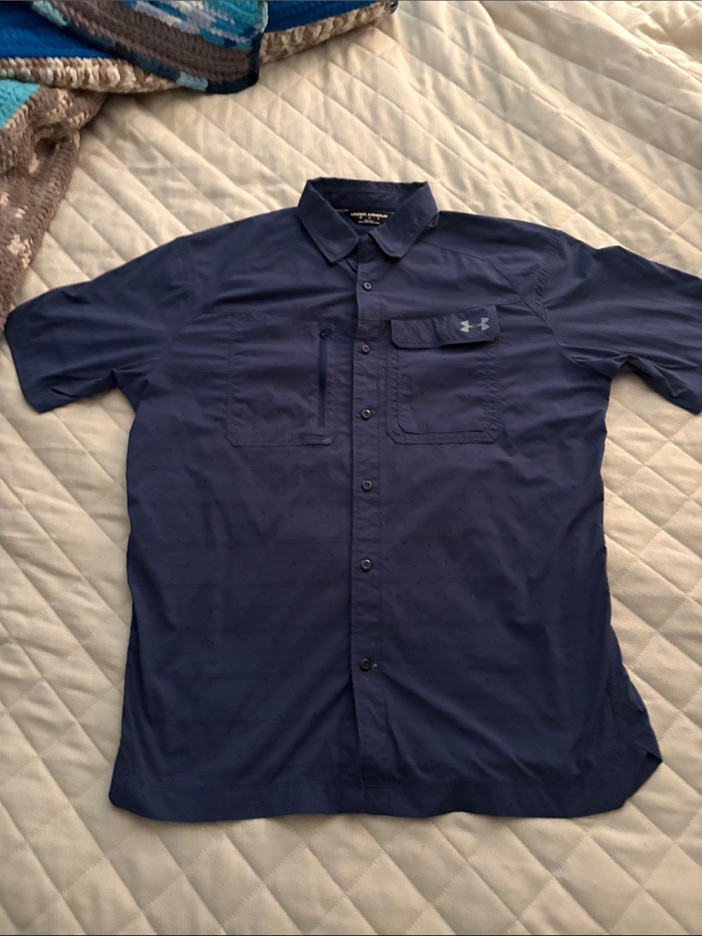Under Armour Men's Navy Short Sleeve Button-Down Casual Shirt/Golf Shirt